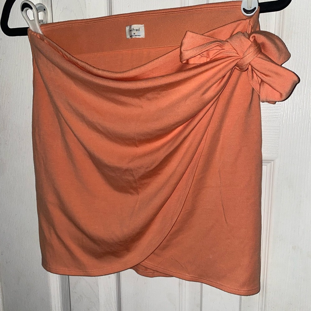 SOLD ELSEWHERE ✨2/$25✨ Wilfred Tangerine Wrap Mini Skirt